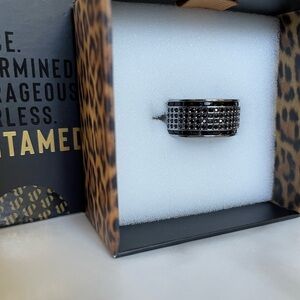 Bomb Party Tethered Boldly RG29868 size 9